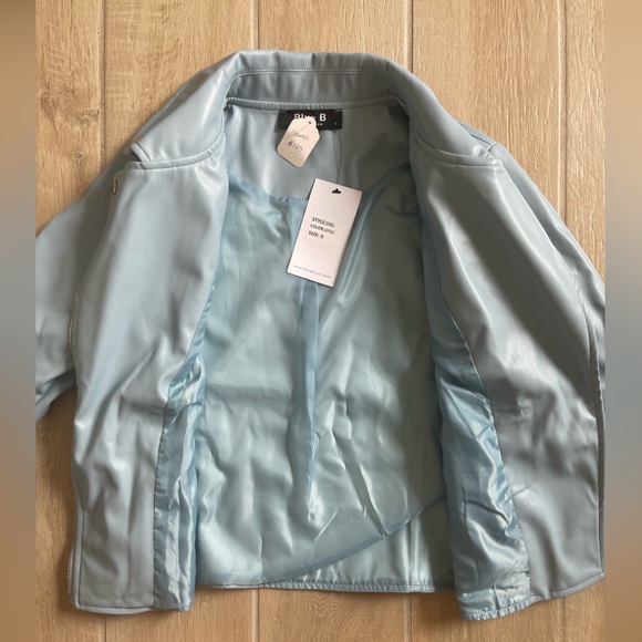 NWT COWGIRL RHINESTONE RICHES FAUX LEATHER JACKET - Picture 7 of 11